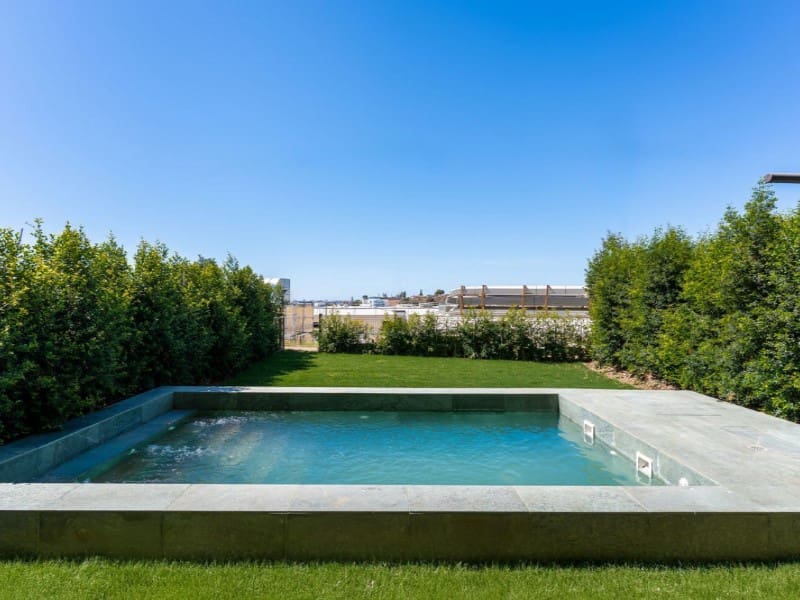 2 soverom Leilighet til salgs i Fuengirola med svømmebasseng garasje - € 799 000 (Ref: 9576494)