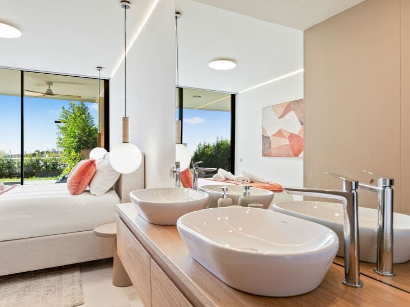 2 soverom Leilighet til salgs i Fuengirola med svømmebasseng garasje - € 799 000 (Ref: 9576494)