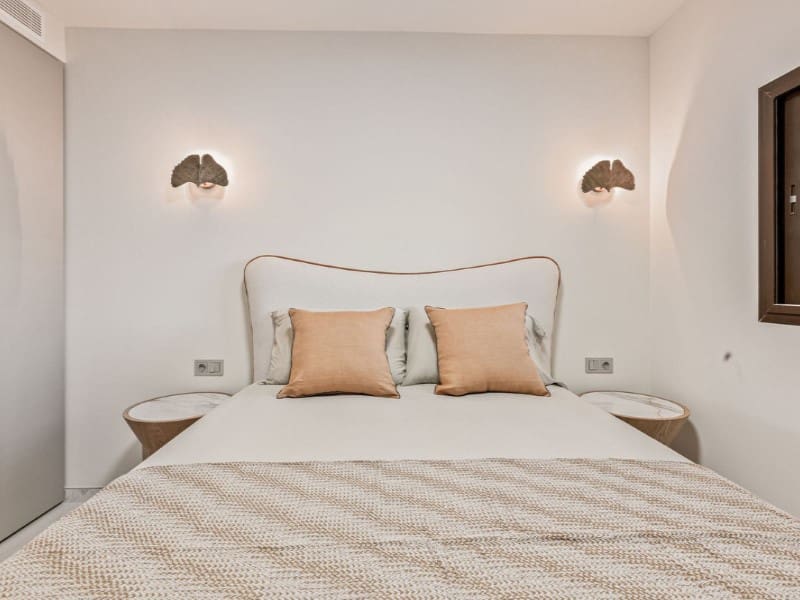 2 soverom Leilighet til salgs i Fuengirola med svømmebasseng garasje - € 799 000 (Ref: 9576494)