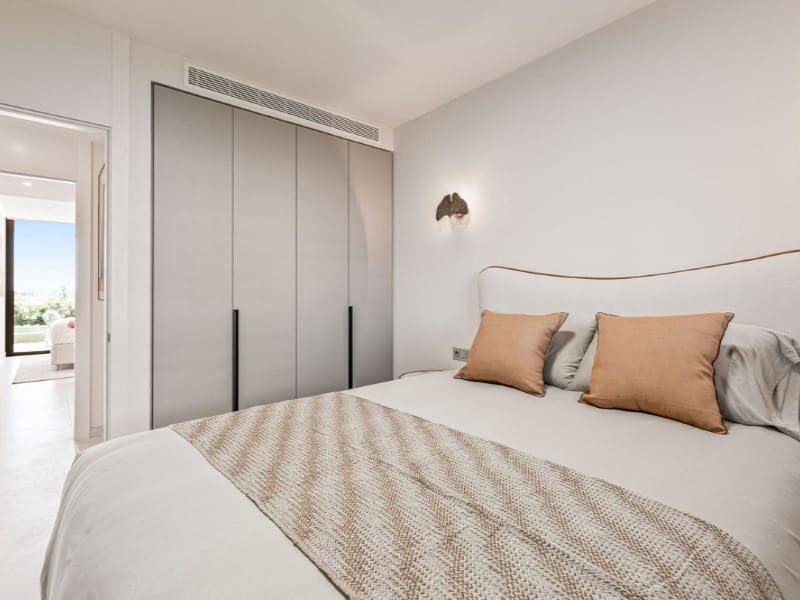 2 soverom Leilighet til salgs i Fuengirola med svømmebasseng garasje - € 799 000 (Ref: 9576494)