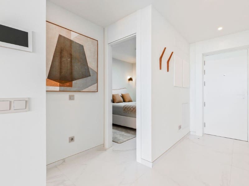 2 soverom Leilighet til salgs i Fuengirola med svømmebasseng garasje - € 799 000 (Ref: 9576494)