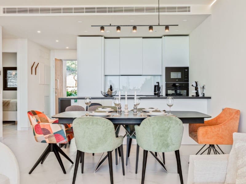 2 soverom Leilighet til salgs i Fuengirola med svømmebasseng garasje - € 799 000 (Ref: 9576494)