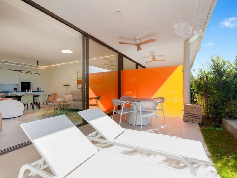 2 soverom Leilighet til salgs i Fuengirola med svømmebasseng garasje - € 799 000 (Ref: 9576494)