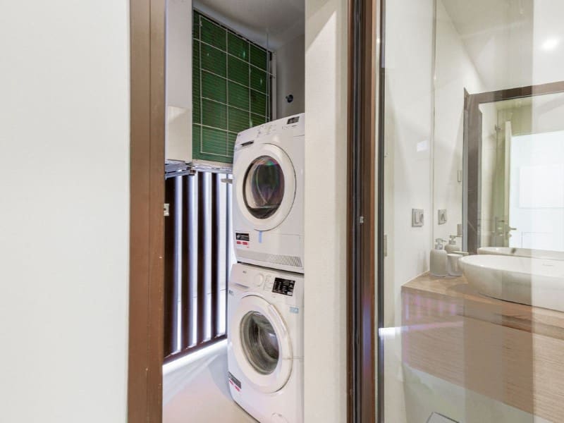 2 soverom Leilighet til salgs i Fuengirola med svømmebasseng garasje - € 799 000 (Ref: 9576494)