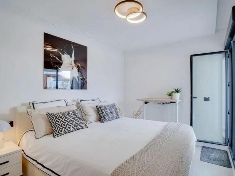 3 makuuhuone Huoneisto myytävänä paikassa Estepona mukana uima-altaan 
autotalli - 779 000 € (Ref: 9576496)