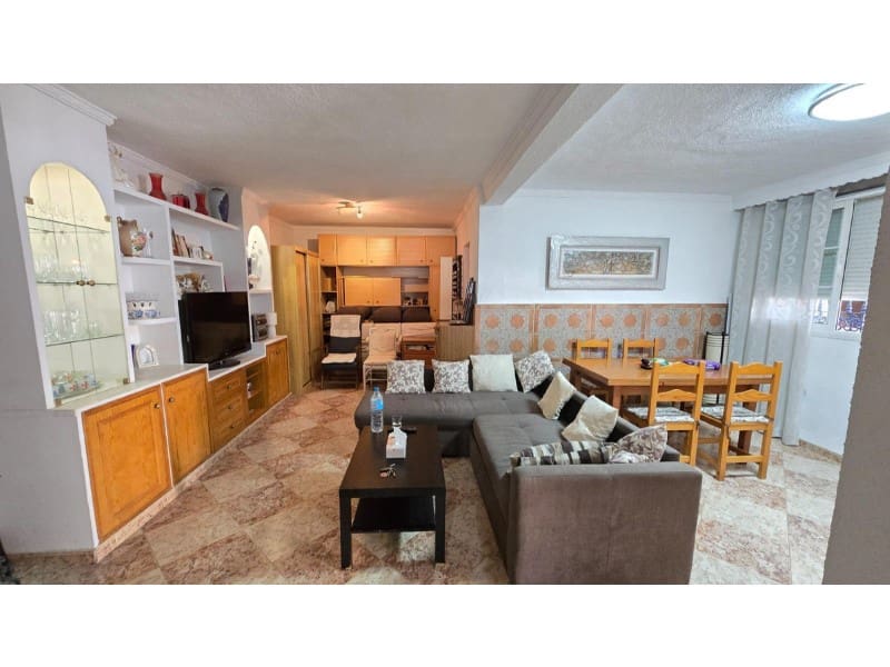 2 makuuhuone Huvila myytävänä paikassa Arroyo de la Miel mukana uima-altaan 
autotalli - 550 000 € (Ref: 9576501)