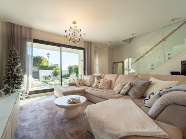 3 makuuhuone Huvila myytävänä paikassa Riviera del Sol, Mijas mukana uima-altaan - 690 000 € (Ref: 9576502)