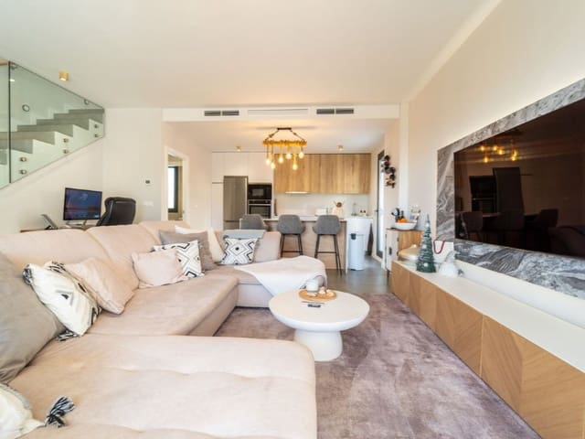 3 makuuhuone Huvila myytävänä paikassa Riviera del Sol, Mijas mukana uima-altaan - 690 000 € (Ref: 9576502)