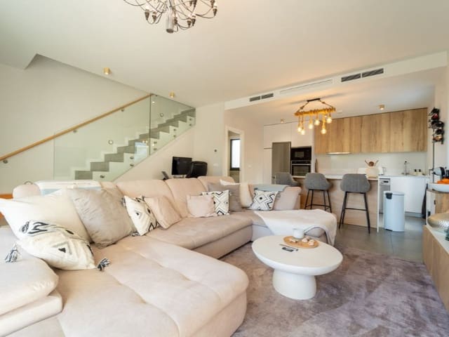 3 makuuhuone Huvila myytävänä paikassa Riviera del Sol, Mijas mukana uima-altaan - 690 000 € (Ref: 9576502)