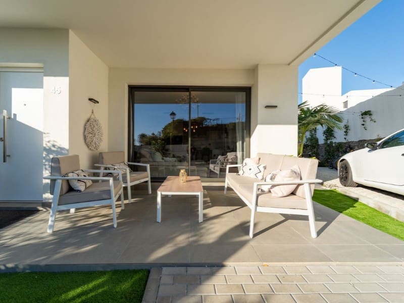 3 makuuhuone Huvila myytävänä paikassa Riviera del Sol mukana uima-altaan - 690 000 € (Ref: 9576502)