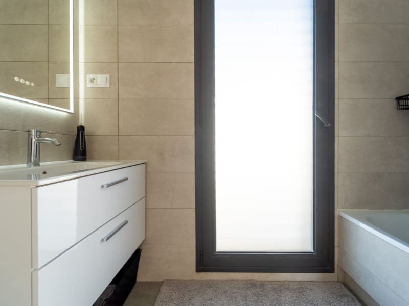 3 makuuhuone Huvila myytävänä paikassa Riviera del Sol mukana uima-altaan - 690 000 € (Ref: 9576502)