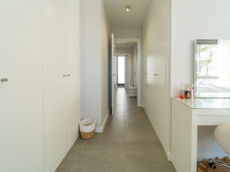 3 makuuhuone Huvila myytävänä paikassa Riviera del Sol mukana uima-altaan - 690 000 € (Ref: 9576502)