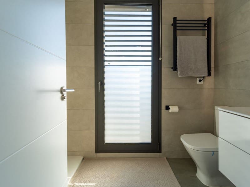 3 makuuhuone Huvila myytävänä paikassa Riviera del Sol mukana uima-altaan - 690 000 € (Ref: 9576502)