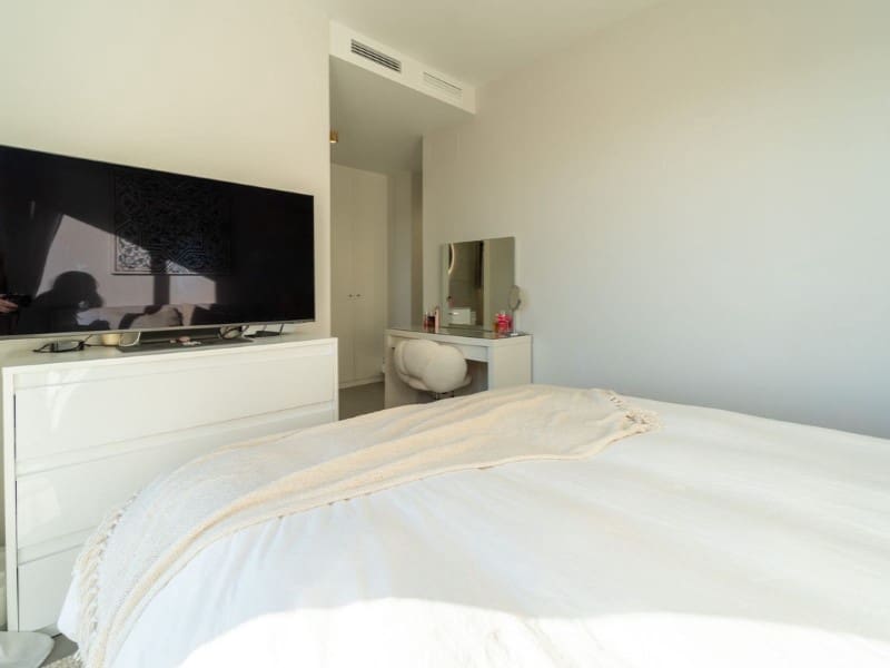 3 makuuhuone Huvila myytävänä paikassa Riviera del Sol mukana uima-altaan - 690 000 € (Ref: 9576502)