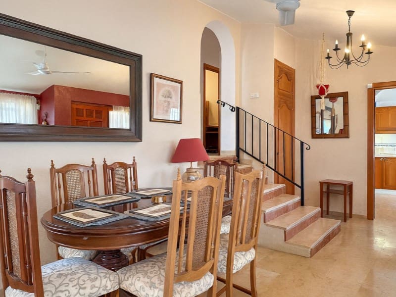 Chalet de 3 habitaciones en Mijas en venta con piscina garaje - 699.000 € (Ref: 9576503)