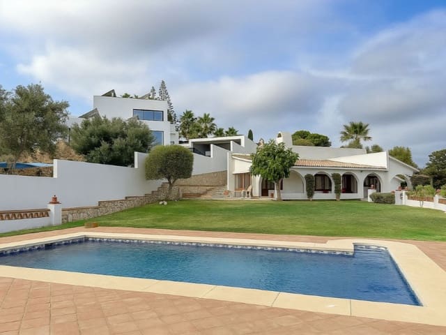 3 sovrum Villa till salu i Hipódromo - Cerrado del Águila, Mijas med pool garage - 699 000 € (Ref: 9576503)