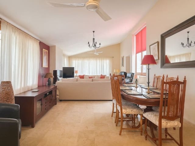 3 sovrum Villa till salu i Hipódromo - Cerrado del Águila, Mijas med pool garage - 699 000 € (Ref: 9576503)