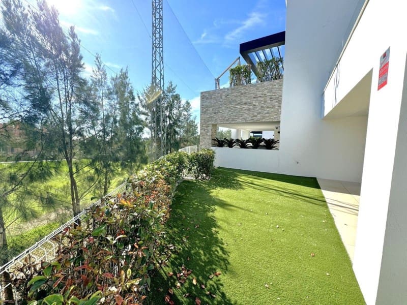 3 slaapkamer Appartement te koop in Marbesa met zwembad garage - € 685.000 (Ref: 9576504)