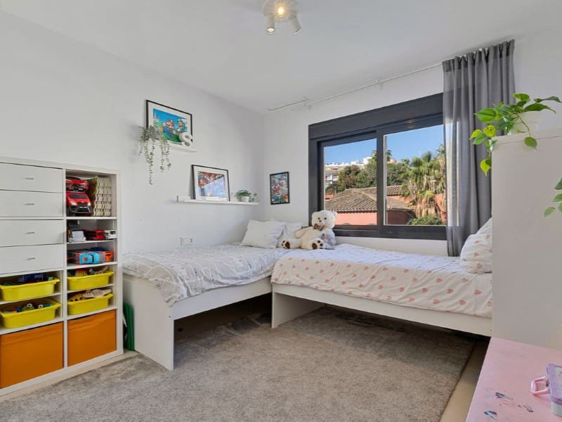 Casa de 3 habitaciones en Mijas Costa en venta con piscina - 695.000 € (Ref: 9576505)