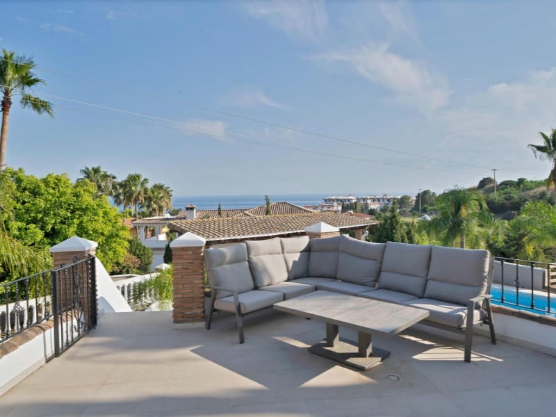 9 makuuhuone Huvila myytävänä paikassa Benalmadena Costa mukana uima-altaan - 2 950 000 € (Ref: 9576506)