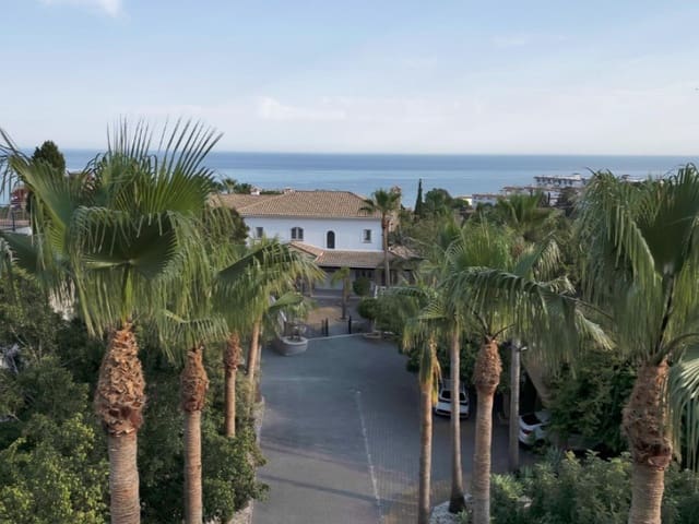 9 makuuhuone Huvila myytävänä paikassa Benalmadena Costa, Benalmádena mukana uima-altaan - 2 950 000 € (Ref: 9576506)
