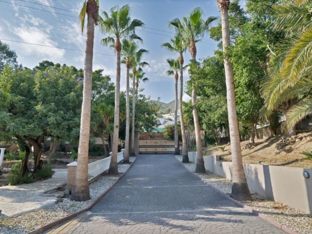 9 makuuhuone Huvila myytävänä paikassa Benalmadena Costa, Benalmádena mukana uima-altaan - 2 950 000 € (Ref: 9576506)