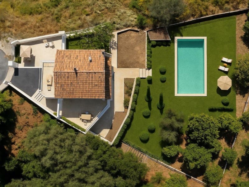 3 bedroom Villa for sale in Marbella with pool - € 990,000 (Ref: 9576507)