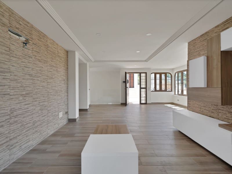 3 bedroom Villa for sale in Marbella with pool - € 990,000 (Ref: 9576507)