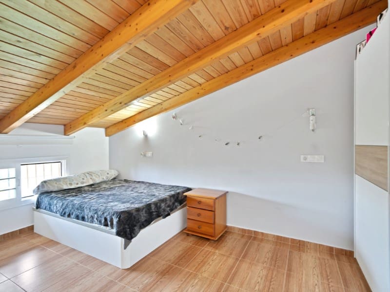 7 bedroom Villa for sale in Marbella - € 3,250,000 (Ref: 9576508)