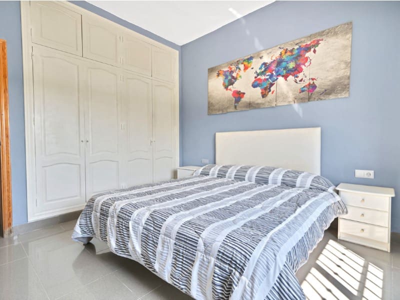 7 bedroom Villa for sale in Marbella - € 3,250,000 (Ref: 9576508)