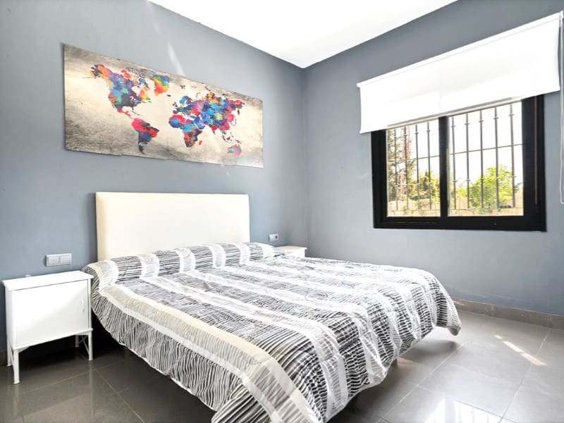 7 bedroom Villa for sale in Marbella - € 3,250,000 (Ref: 9576508)