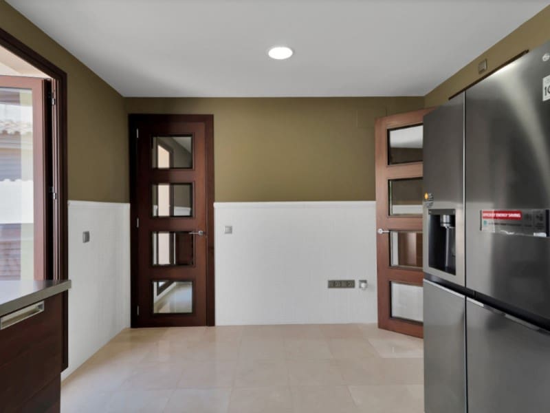 3 makuuhuone Huoneisto myytävänä paikassa Nueva Andalucia - 1 550 000 € (Ref: 9576510)