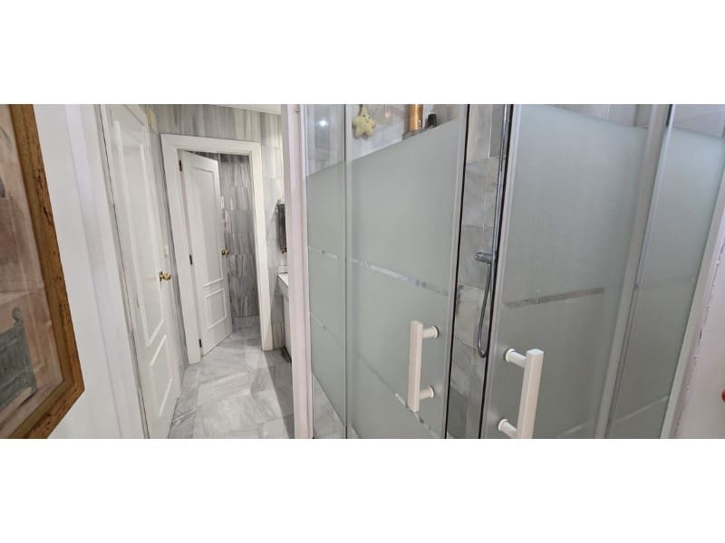 2 bedroom Apartment for sale in Marbella with pool - € 1,250,000 (Ref: 9576511)