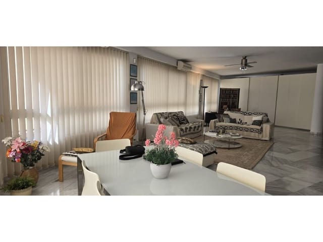 2 sovrum Lägenhet till salu i Marbella Centro, Marbella med pool - 1 250 000 € (Ref: 9576511)