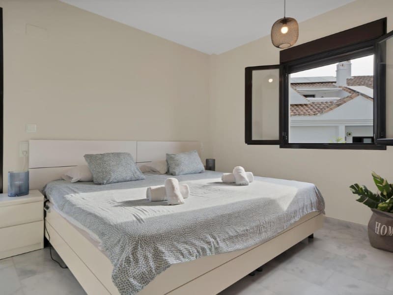 3 makuuhuone Huvila myytävänä paikassa Riviera del Sol - 549 000 € (Ref: 9576513)