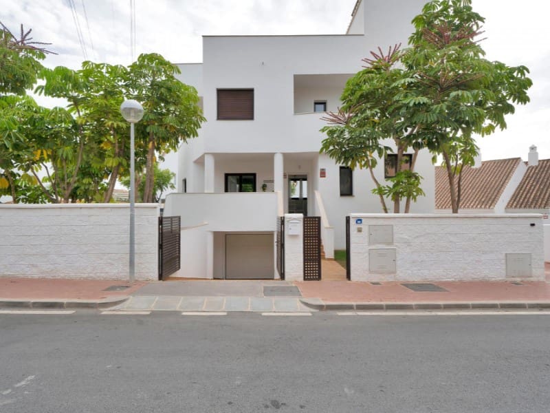 3 makuuhuone Huvila myytävänä paikassa Riviera del Sol - 549 000 € (Ref: 9576513)