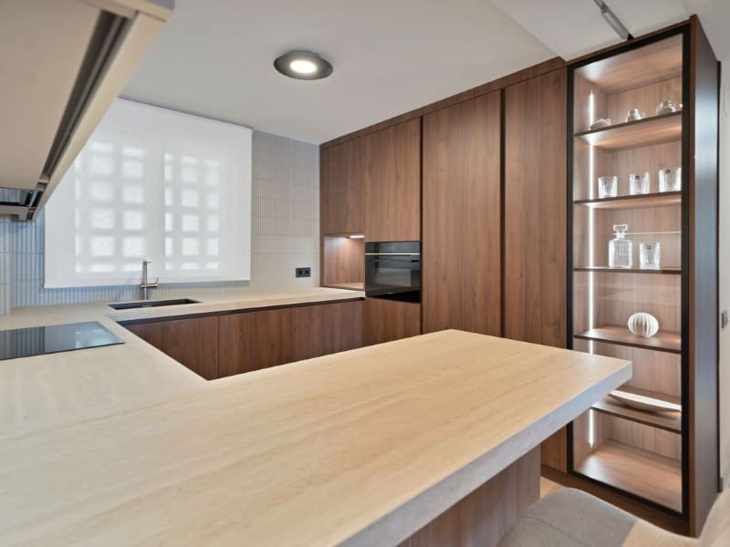 2 bedroom Apartment for sale in Marbella with pool - € 1,199,000 (Ref: 9576514)