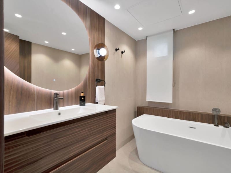 2 bedroom Apartment for sale in Marbella with pool - € 1,199,000 (Ref: 9576514)