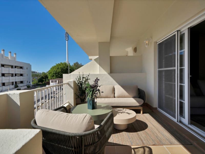 2 bedroom Apartment for sale in Marbella with pool - € 1,199,000 (Ref: 9576514)