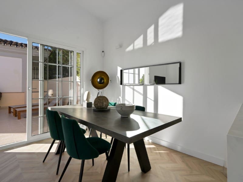 5 chambre Villa/Maison Semi-Mitoyenne à vendre à Marbella - 1 795 000 € (Ref: 9576515)