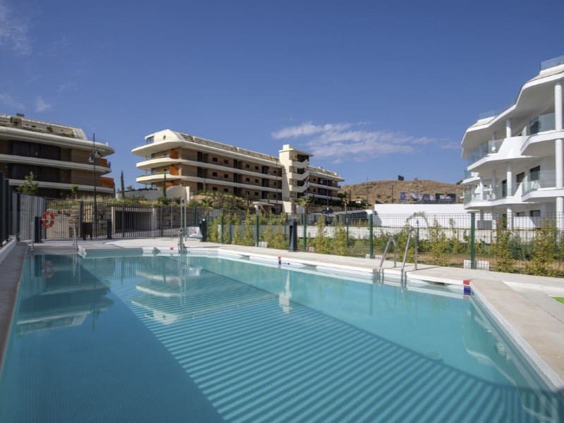 3 Zimmer Apartment zu verkaufen in Fuengirola mit Pool - 539.000 € (Ref: 9576516)