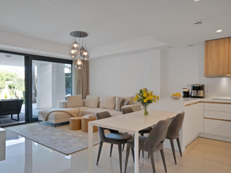 3 sypialnia Apartament na sprzedaż w Estepona z basenem - 895 000 € (Ref: 9576517)