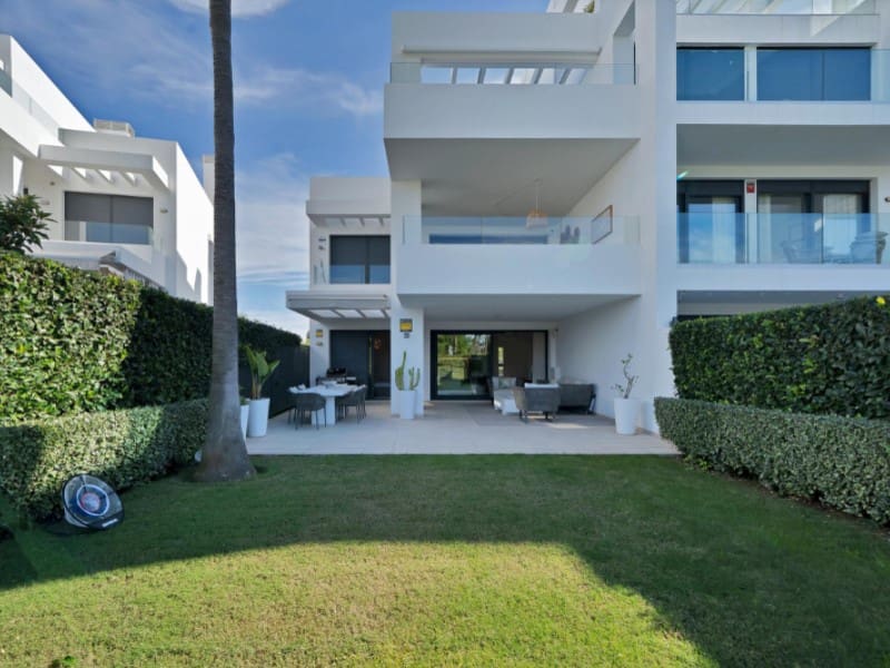 3 sypialnia Apartament na sprzedaż w Estepona z basenem - 895 000 € (Ref: 9576517)