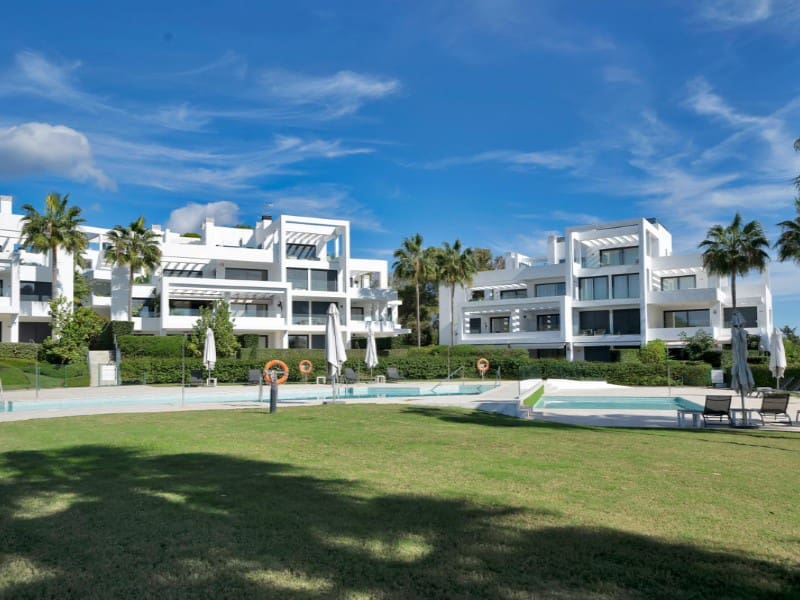 3 sypialnia Apartament na sprzedaż w Estepona z basenem - 895 000 € (Ref: 9576517)
