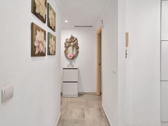 2 sovrum Lägenhet till salu i La Carolina - Guadalpín, Marbella med pool - 575 000 € (Ref: 9576519)