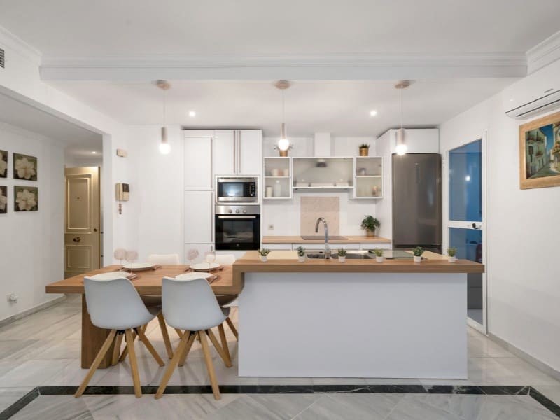 2 sovrum Lägenhet till salu i Golden Mile med pool - 575 000 € (Ref: 9576519)