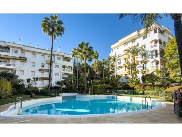 2 sovrum Lägenhet till salu i La Carolina - Guadalpín, Marbella med pool - 575 000 € (Ref: 9576519)