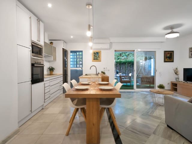 2 sovrum Lägenhet till salu i La Carolina - Guadalpín, Marbella med pool - 575 000 € (Ref: 9576519)