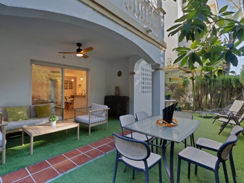 2 sovrum Lägenhet till salu i Golden Mile med pool - 575 000 € (Ref: 9576519)