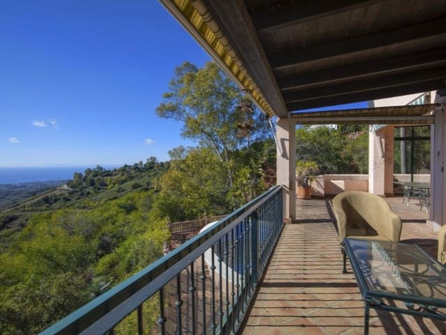 5 Zimmer Villa zu verkaufen in Santa María, Marbella mit Pool - 1.450.000 € (Ref: 9576520)